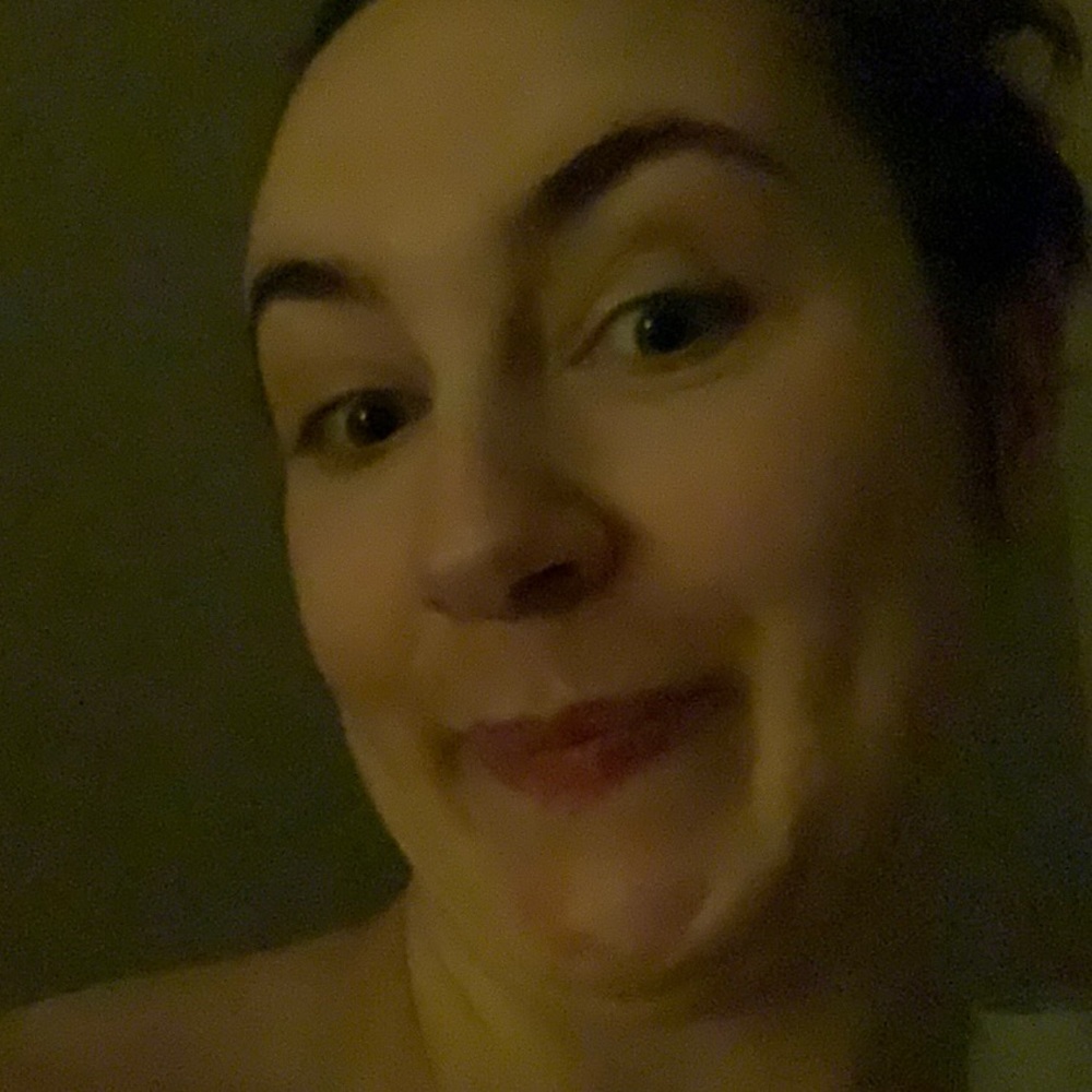 Meet your Posher, Kasie